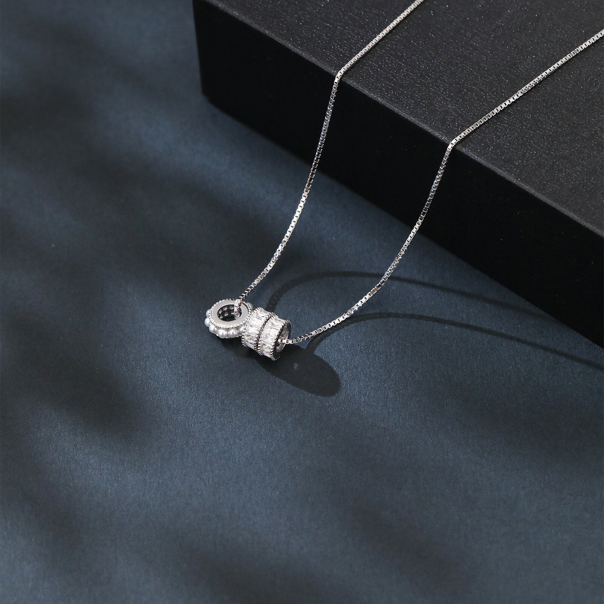 Sterling Silver Elegant Pearl and Baguette Zircon Pendant Necklace