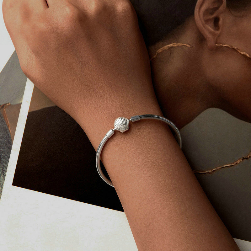 Sterling Silver Scallop Shell Bangle Bracelet