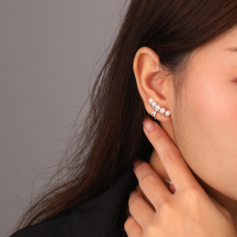 Sterling Silver Pearl Ear Cuff for Women – Non-Piercing Minimalist Ear Jewellery