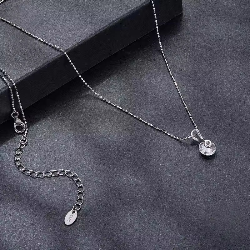 Classic 1-Carat Moissanite Clavicle Necklace