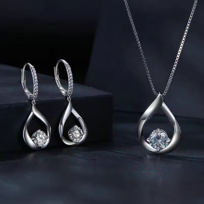 Sterling Silver Cubic Zirconia Teardrop Leverback Drop Earrings