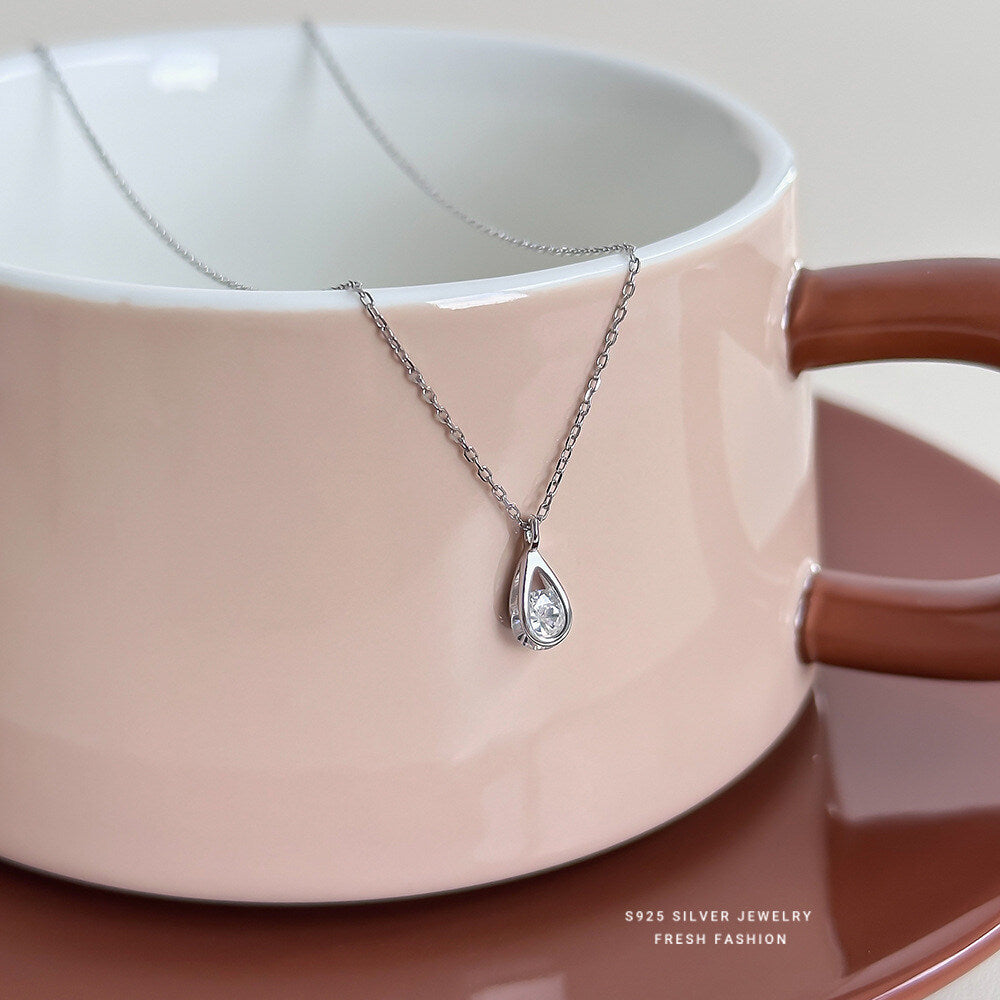 Minimalist Water Drop Zircon Necklace