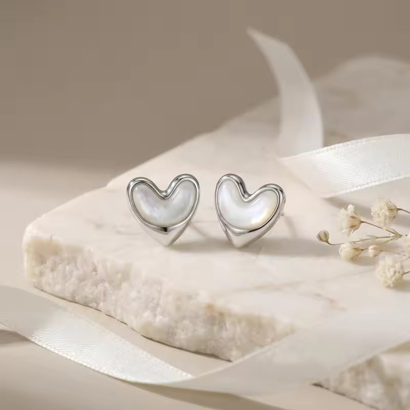 Elegant Pearl Heart Stud Earrings