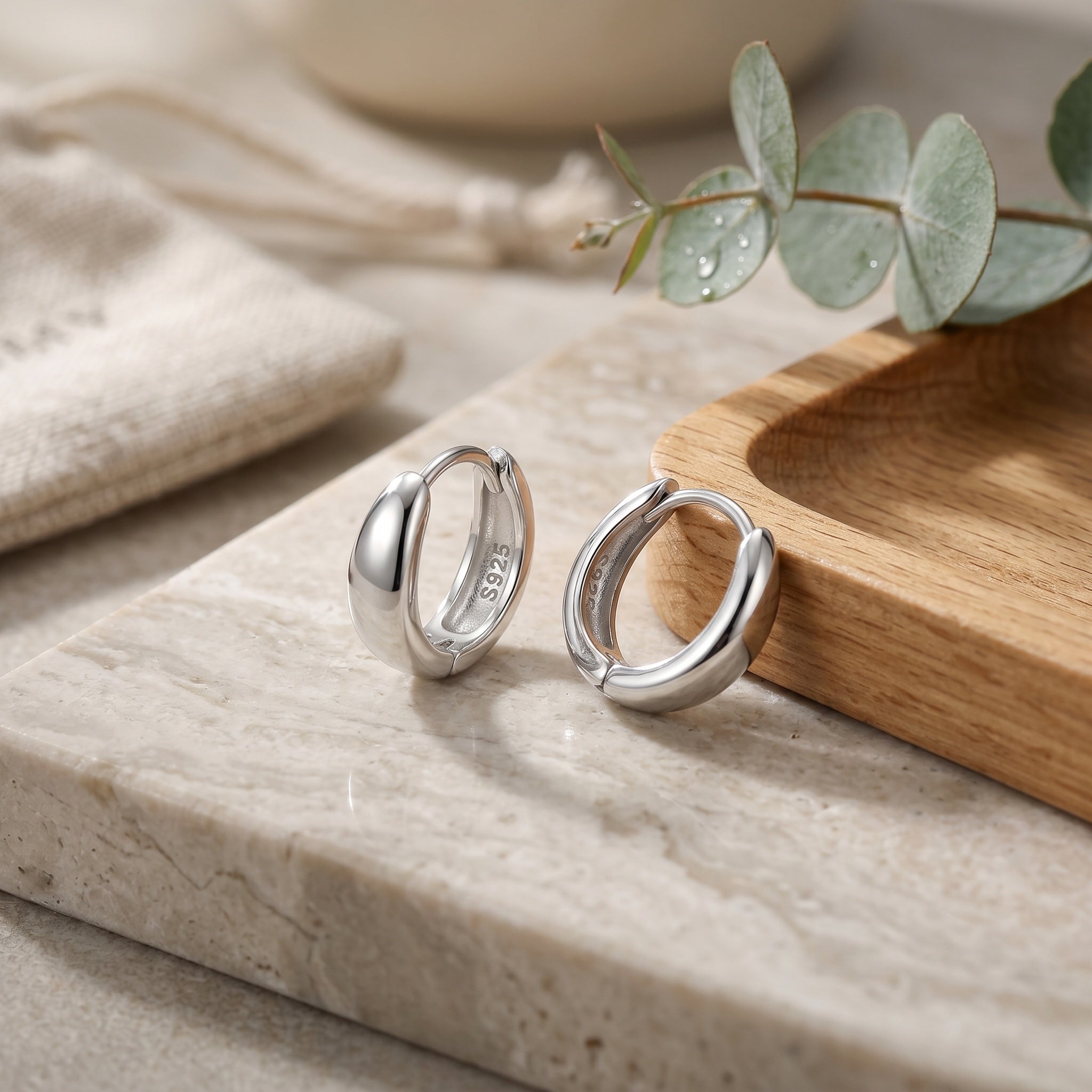 Minimalist Hoop Earring